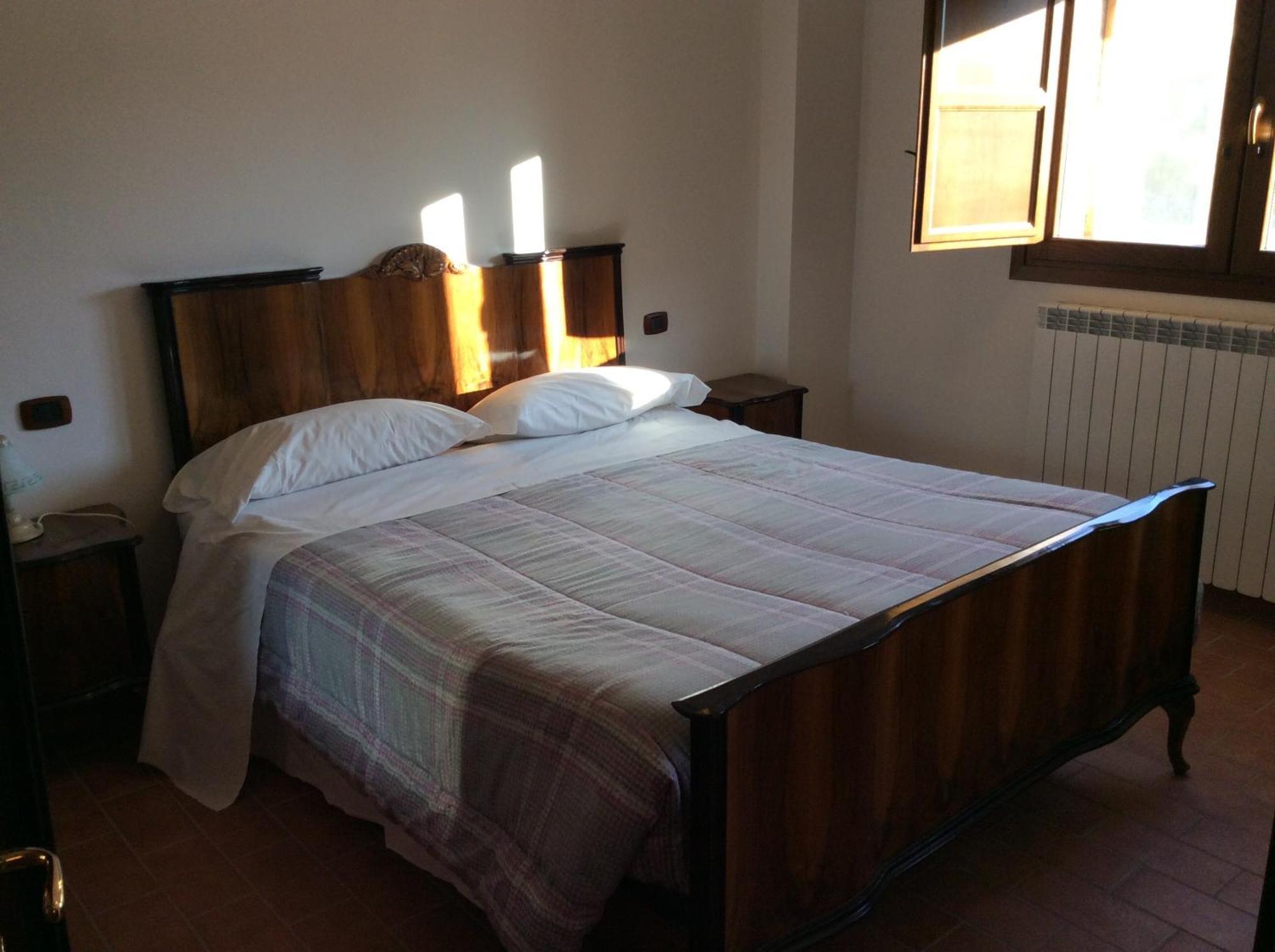 Hotel Il Feudo Dei Pierleoni Челано Номер фото
