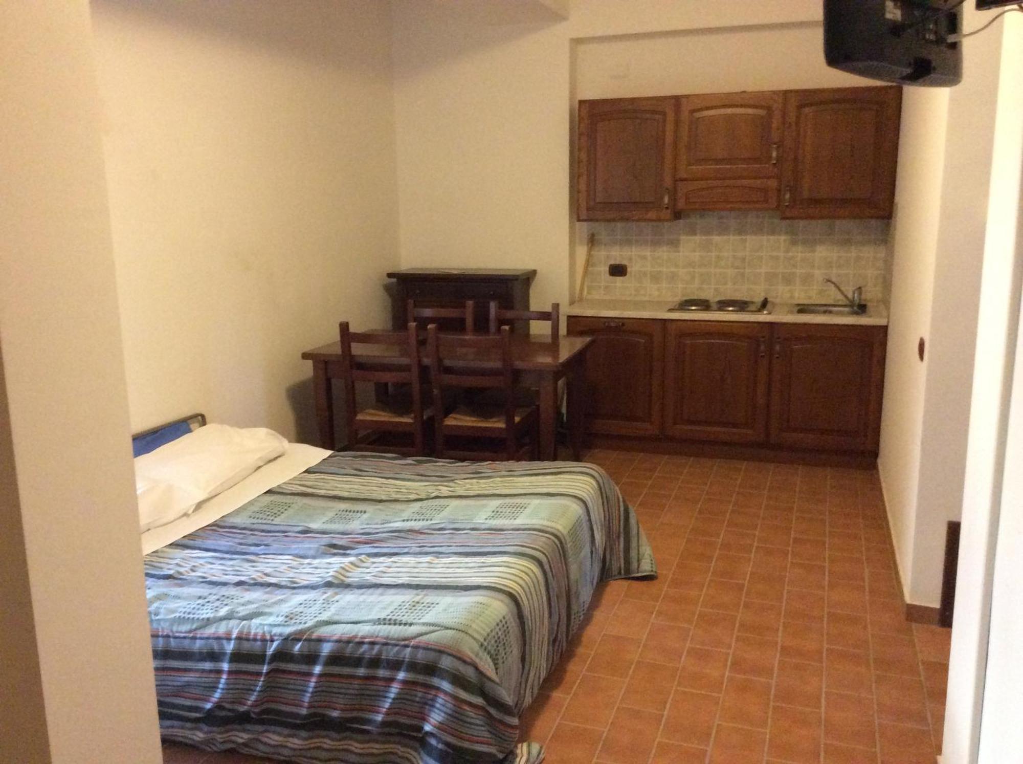 Hotel Il Feudo Dei Pierleoni Челано Номер фото