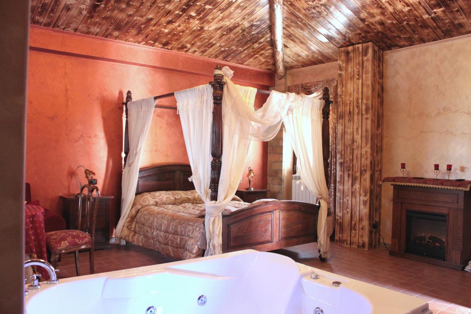 Hotel Il Feudo Dei Pierleoni Челано Номер фото