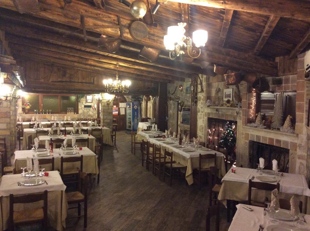 Hotel Il Feudo Dei Pierleoni Челано Екстер'єр фото